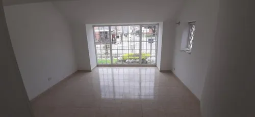 Casa En Arriendo En El Recreo De Los Frailes. Cod A136