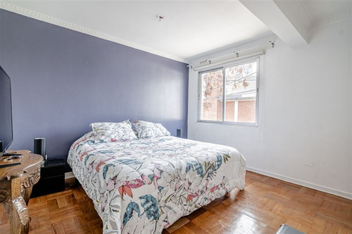 Casa En Venta De 3 Dorm Con Dpto Independiente. Las Condes