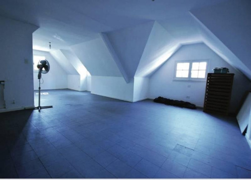 Excelente Residencia Estilo Ingles Con Gran Parque Y Piscina