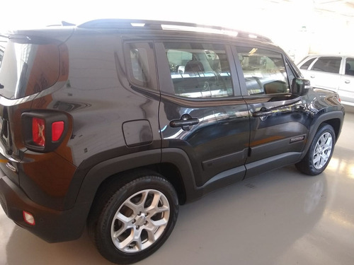 Imagem 2 de 5 de Jeep Renegade 1.8 16v Flex Longitude 4p Automático