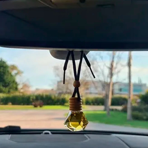 Imagen 4 de 7 de Aromatizante De Auto Colgable 6 Ml 1 Unidad