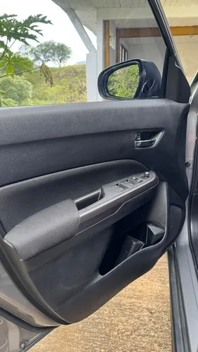 Suzuki Vitara Live 2022