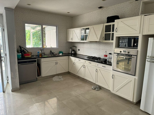 Venta Casa, Villa Ballester, 6 Ambientes, Pileta