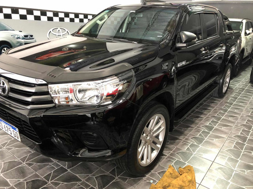 Toyota Hilux 2.8 Cd Sr 177cv 4x4 2018