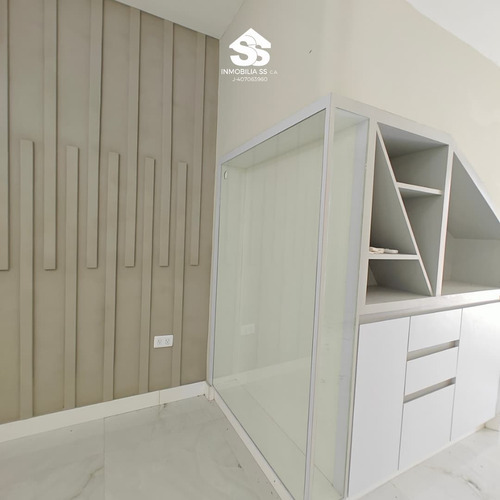 Se Vende Hermosa Casa En Urb. Aramagua Country - Maracay
