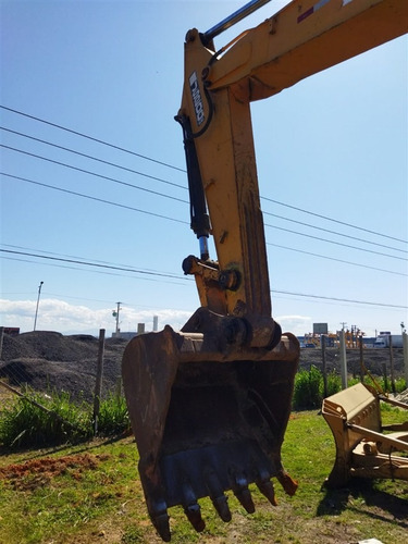 Escavadeira Jcb Js200lc Ano 2011 C/ 11.000 Horas