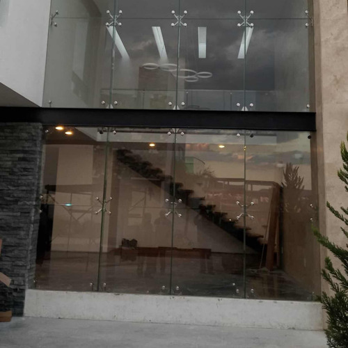 Fachadas Local Comercial Vidrio