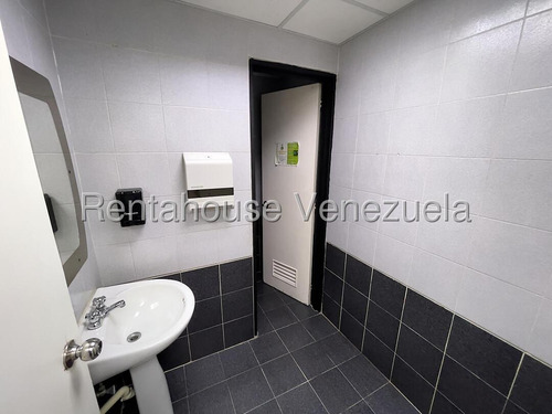 Oficina En Venta - Urb. Chacao.