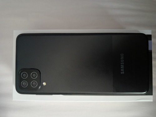 Samsung Galaxy A12 (Usado)