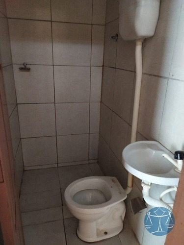 Imagem 6 de 7 de Casa Com 2 Quartos No Alecrim - L-4281