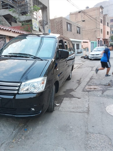 Imagen 1 de 7 de Cobertor Para Minivan Y Pick Up