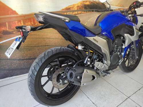 Imagem 5 de 8 de Yamaha Fazer 250. Abs