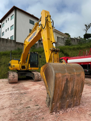 Escavadeira Komatsu Pc 210 No 2021