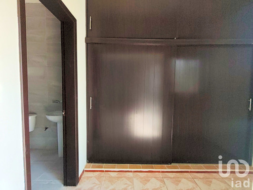 Venta Casa 5 Ambientes Ricardo Flores Magón