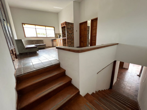 Imagen 7 de 15 de Tr Hermosa Casa En Venta En La Urb Mérida