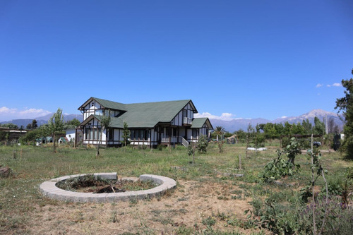 Oportunidad. Vende Dueño. Hermosa Casa Familiar Sector Haras