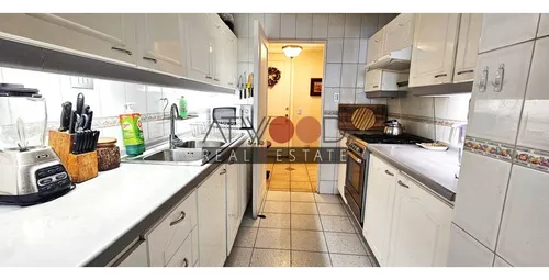 Depto 3er Piso 3 Dorm + Serv. Apumanque / 145 M2 Totales