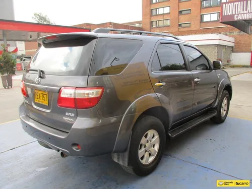 Toyota Fortuner Sr5 4x4 2700cc At Aa