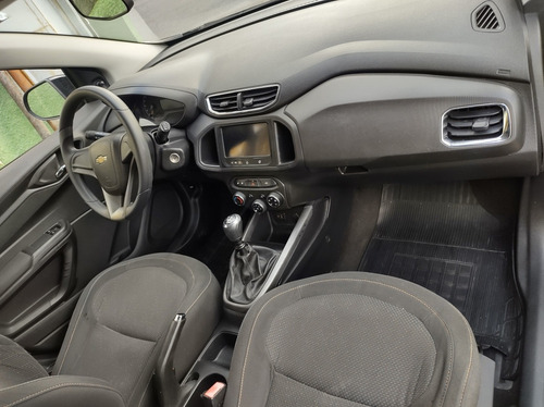 Imagem 10 de 15 de Chevrolet Onix 2014 1.4 Lt 5p