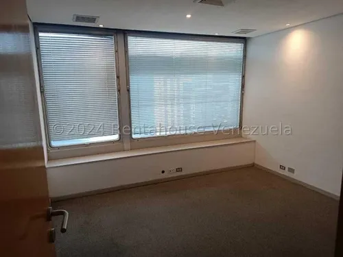 Se Alquila Oficina En Chacao