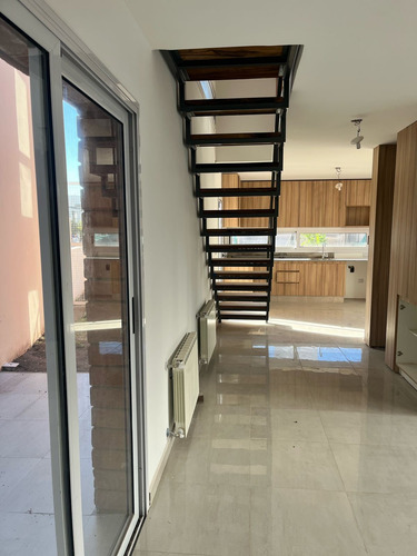 Manantiales 1- Alquiler Duplex 3 Dormitorios