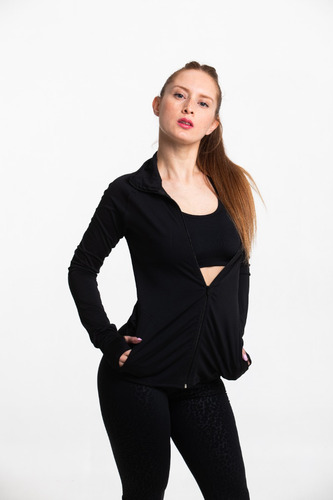 Campera Negra Deportiva De Mujer De Microfibra Lycra