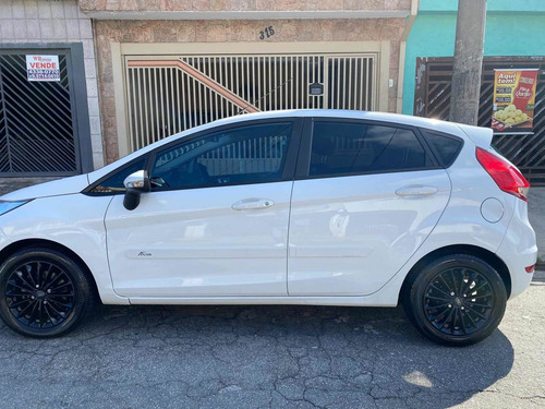 Ford Fiesta 1.6 Flex 4 Portas