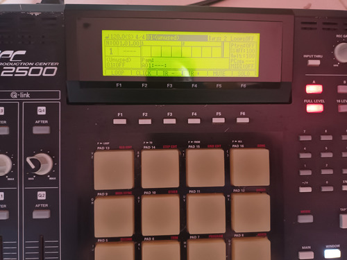 Sampler Secuencer Akai Mpc 2500 C/sist. Operativo Jjos 3.84 (Usado)