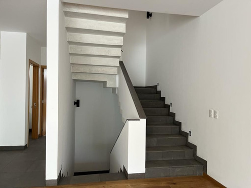 Imagen 12 de 30 de Venta De Casa Nueva En Condominio En Las Aguilas
