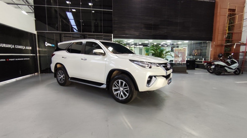Toyota Sw4 2019 2.8 Tdi Srx 7l 4x4 Aut. 5p