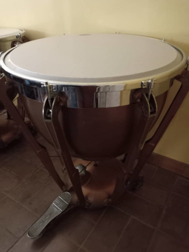 Imagen 6 de 9 de Vendo Tímpani Ludwig Vintage Serie Fyberglass En 1500vds