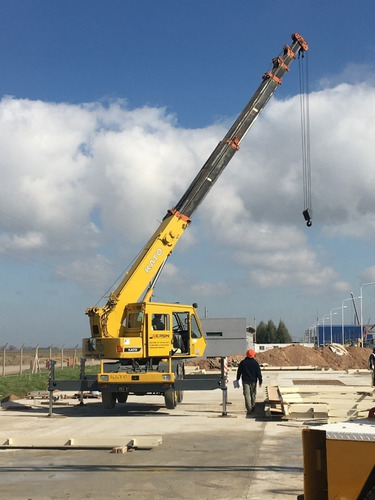 Grua Kato 10 Tnms