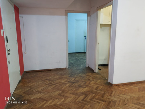 Imagen 2 de 10 de Palermo Apto 1 Dorm Venta Todo Al Frente 3º Ascensor Alquilado