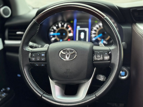 Toyota Hilux SW4 2.8 16v