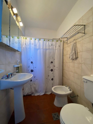 Imagen 4 de 7 de Local Con Vivienda En Venta En Castelar Sur