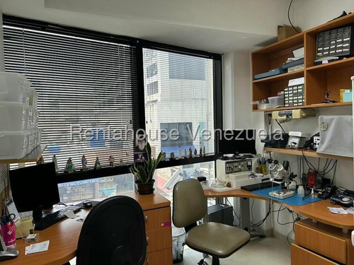 Local Comercial En Venta Sabana Grande Mls #25-22304 Bm