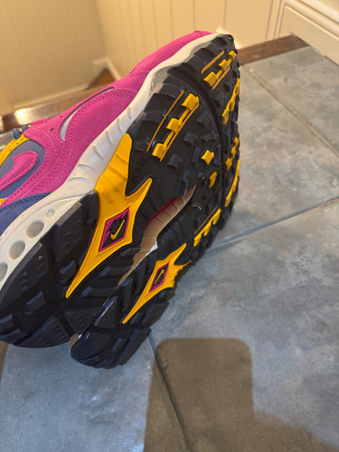 Nike Air Humara Acg Jordan Adidas New Balance Asics Retro (Usado)