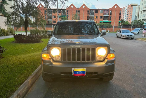 Imagen 2 de 15 de Jeep Cherokee 4x4