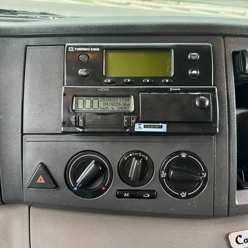 Vw 24 280 Cabinado Frigorifico -25 Graus Ano 2020 Truck 6x2