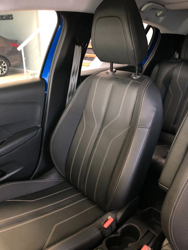 Peugeot 208 1.6 Feline Tiptronic