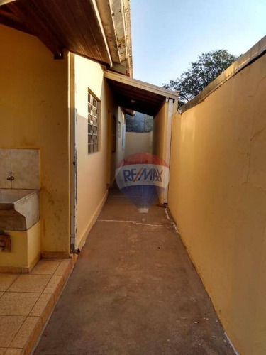 Casa Com 1 Dormitório Para Alugar Por R$ 700,00/mês - Vila Maria - Botucatu/sp - Ca0744