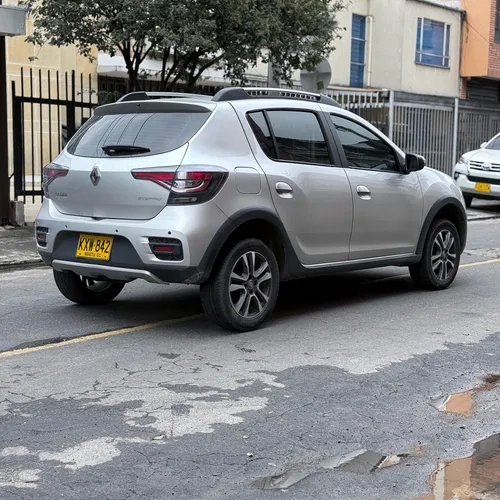 Renault Stepway 1.6 Intense Automática