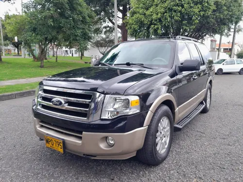 Ford Expedition 5.4 XLT ATM 4X4 7 PUESTOS BLINDAJE 3