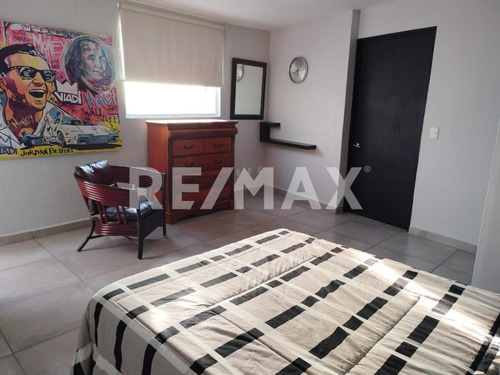 Casa En Venta En Privada Juriquilla