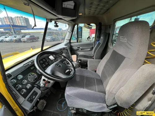 Freihtliner Cl 120 12.700 Cc Columbia