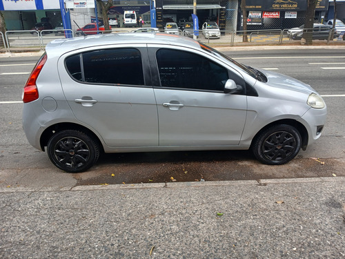Fiat Palio 1.4 Attractive Flex 5p