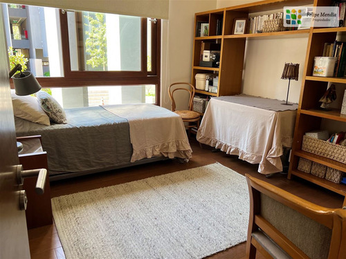 Triplex En Venta Con Jardín Y Piscina Excelente Conectividad