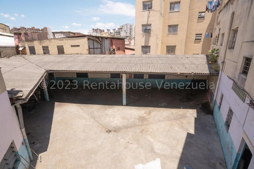 Venta De Excelente Edificio En Los Rosales Cl Mls 25-17023