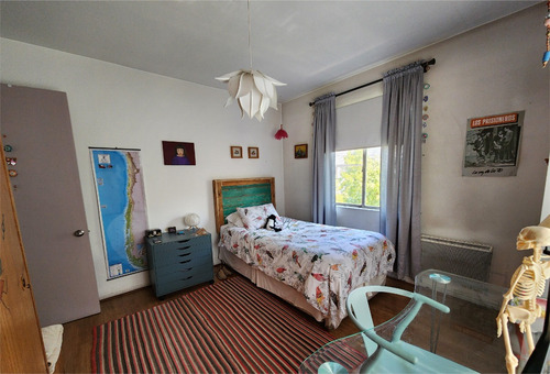 Casa Sólida Amplios Espacios, 3 Dorm.pasaje Juan Moya/ Ñuñoa