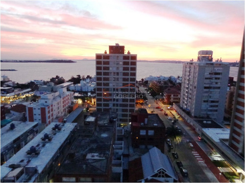 Imagen 7 de 30 de Apartamento En Venta Y Venta En Punta Del Este, Península, Céntrico, Piso Alto Con Muy Linda Vista Despejada